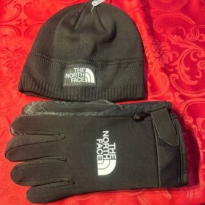 North face hat and gloves set
